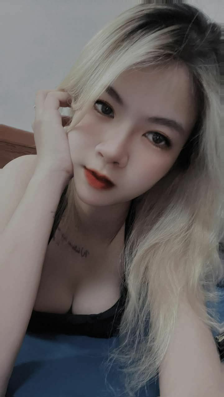 Nghệ sĩ khiêu dâm Đài Loan 'ED Mosaic' người mẫu xinh đẹp Xiao Jie ❤️ thủ dâm đến mức muốn tìm một con cặc thật để đưa vào, và cô bé của cô ấy ngứa đến mức không thể chịu đựng được...